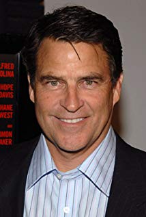 How tall is Ted McGinley?